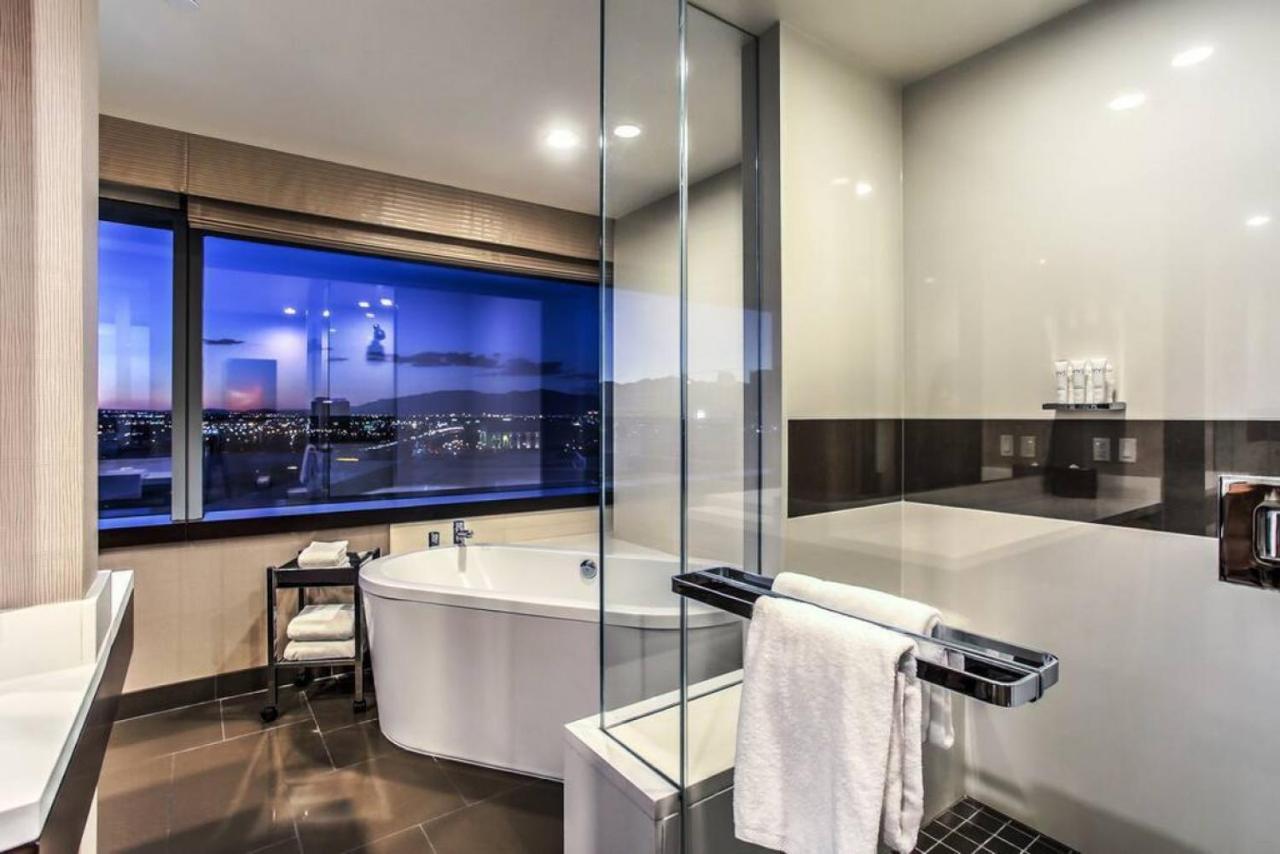 City Center - Panoramic Corner Suite At Vdara لاس فيغاس المظهر الخارجي الصورة